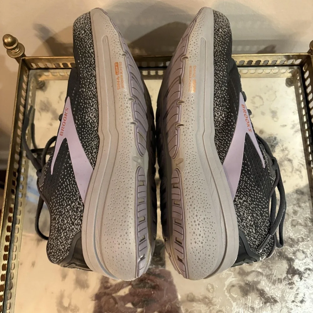 Brooks Hyperion Max Shoes‎ Women 11 Gray Running Training Cushion 1204201B005